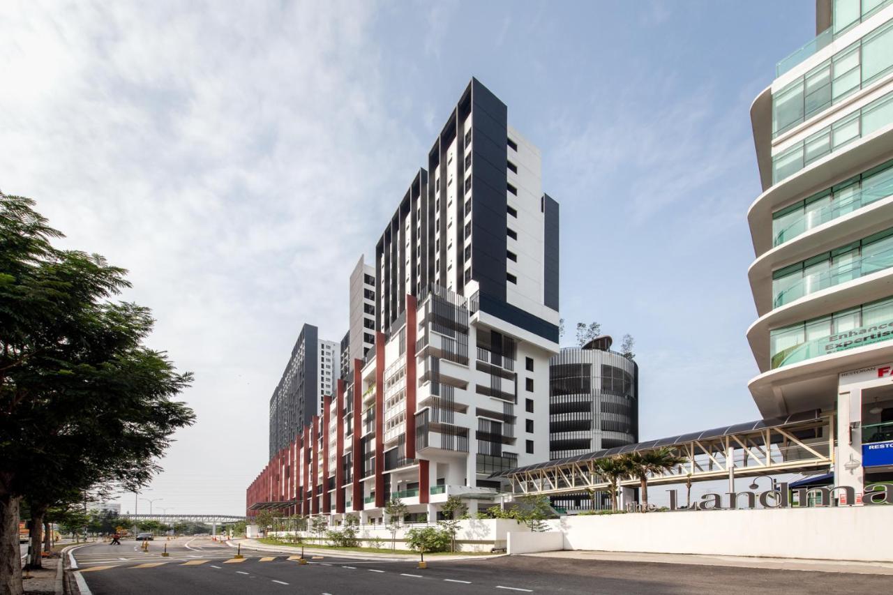 The Canvas Hotel Klang Buitenkant foto