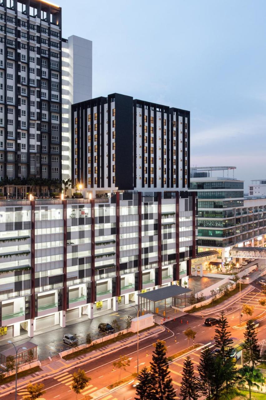 The Canvas Hotel Klang Buitenkant foto